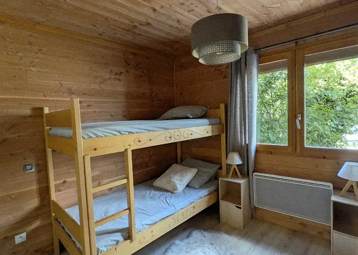 Atypique Avec Cheminee Et Parking Au Centre De Montalbert - Fr-1-755-46 Apartment